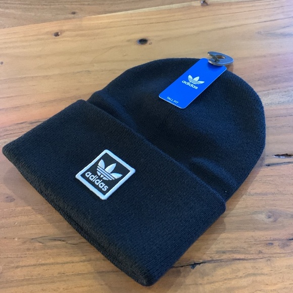 ✈️ New Crispy Unisex Adidas Beanie 🎯 - Picture 4 of 7